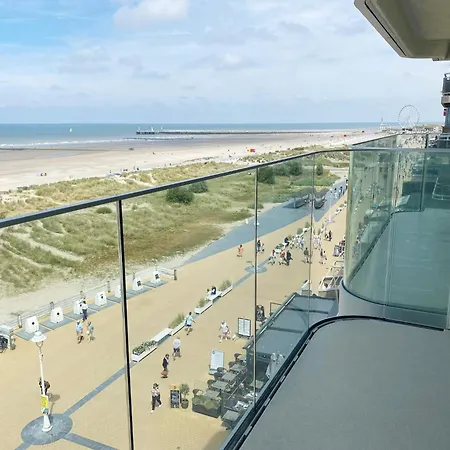 Beachside With Views, Cleaning Included Nieuwpoort