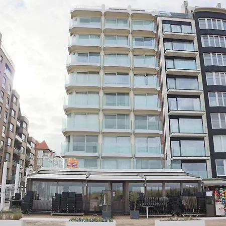 Apartment In With The Beach, Cleaning Included *