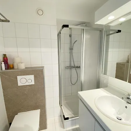 Apartment In With The Beach, Cleaning Included